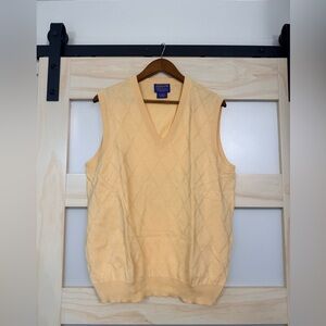 Pendleton Men's Golden Yellow Argyle Sweater Vest Large Excellent